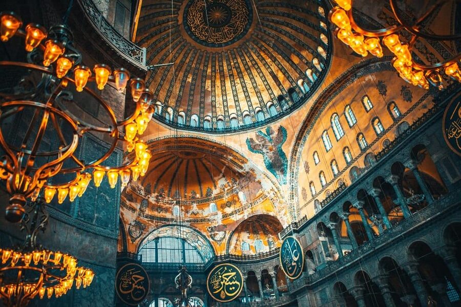 Istanbul: Hagia Sophia Skip-the-Ticket Line & Audio Guide - Inside Hagia Sophia: what to focus on first