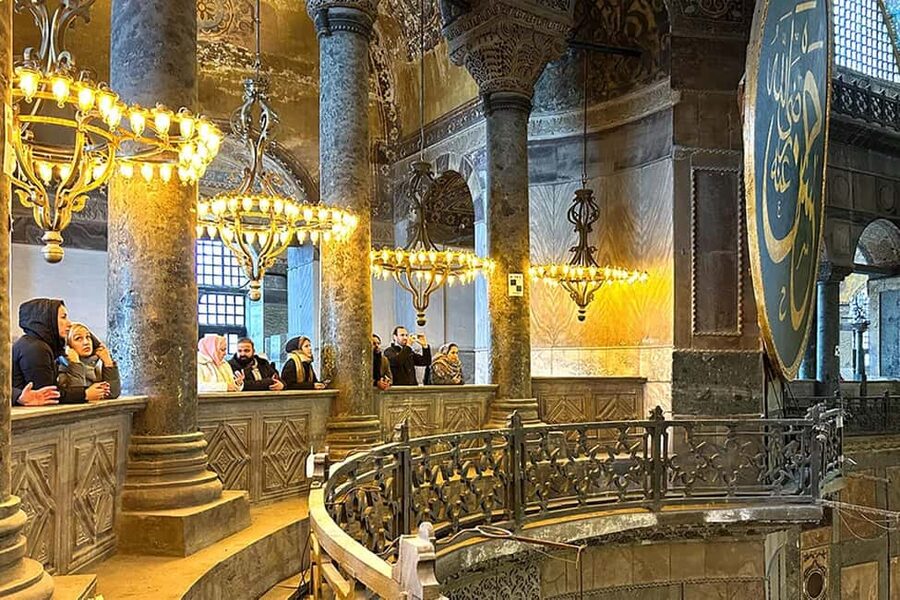 Istanbul: Hagia Sophia Tour with Optional Blue Mosque Tour - Practical Dress Code and What to Pack