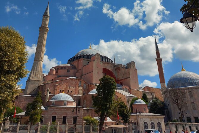 Istanbul Highlights Blue Mosque, Hagia Sophia, Cisterns and More! - Nakkas Cistern and the water-to-palace story