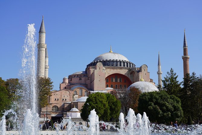 Istanbul Highlights Private Tour: Hotel Pick-Up & Drop-Off - Topkapi Palace or Underground Basilica Cistern: The Tuesday Swap