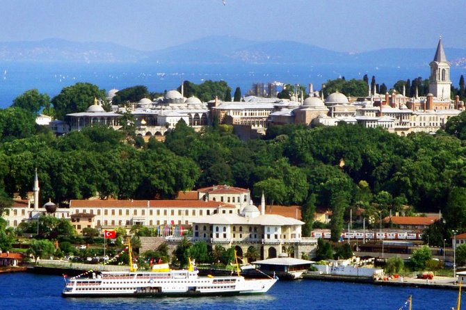 Istanbul Highlights Private Tour: Hotel Pick-Up & Drop-Off - Old Streets Stroll: The Part That Feels Like Istanbul