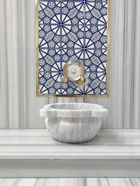 Istanbul: Historic Sifa Turkish Bath in Sultanahmet Square - Should you book Sifa Hamam in Sultanahmet?