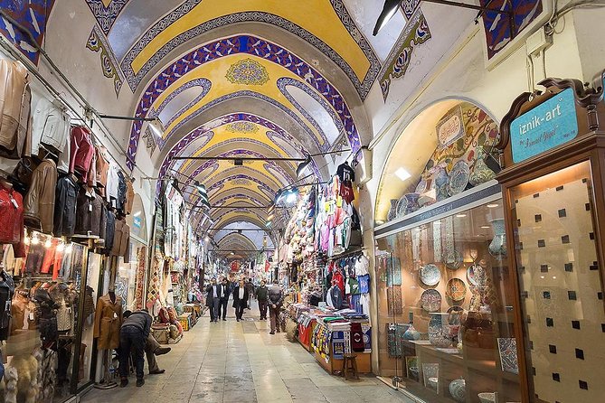 Istanbul Historical Tour with Guide, Lunch and Transfers - Topkapi Palace: Imperial Rooms, Treasury Stops, and the Optional Harem