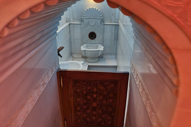 Istanbul : Historical Turkish Bath Experience in Old City - Massage expectations: ask for your pressure level, then relax