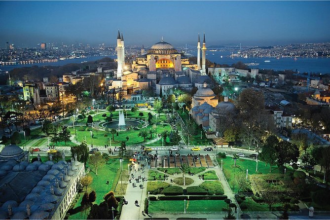 Istanbul Imperial & Bosphorus Tour - Incl. Lunch - From hotel pickup to Kabatas: how the day really flows