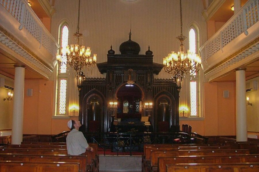 Istanbul: Jewish District 3-Hour Walking Tour - Ashkenazi Synagogue access: the one rule that affects your inside visit