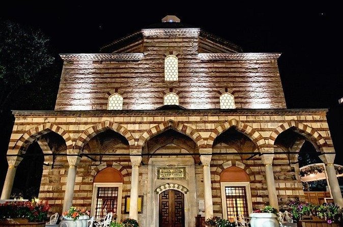 Istanbul, Luxury Hürrem Hammam - Keyf Treatment - Towels, slides, and lockers: what you’ll wear and where you’ll put stuff
