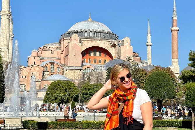 Istanbul Morning Old Town Tour or Afternoon with Bosphorus Cruise - Finding the Tour at the German Fountain (Then Getting Oriented Fast)