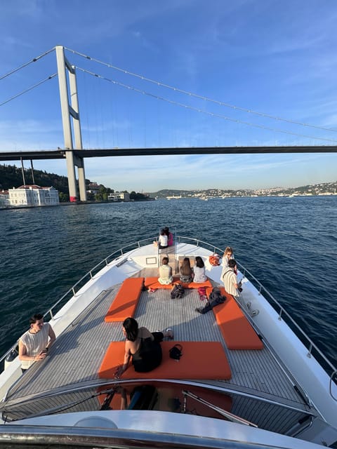 Istanbul: Morning or Sunset Cruise with Guide and Snacks - Morning vs Sunset Cruise: Picking the Best Mood for Your Photos