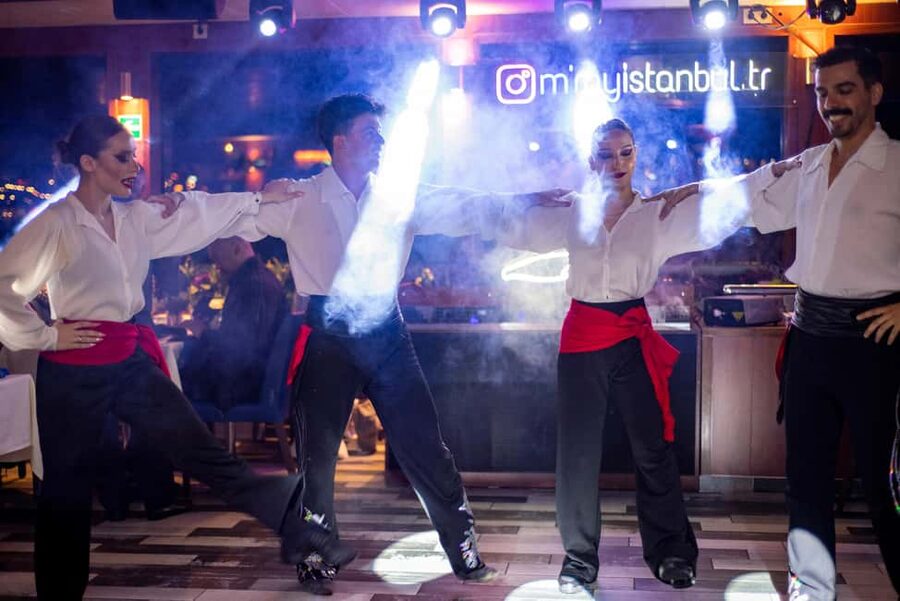 Istanbul: New Year's Eve Bosphorus Cruise Dinner & Party2027 - Dinner and Drinks: Turkish Meze, 3 Courses, and Unlimited Local Beverages