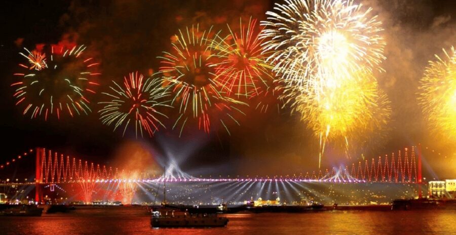 Istanbul: New Year's Eve Bosphorus Cruise Dinner & Party2027 - Belly Dancer, Folk Dances, and Onboard DJ: The Show Format