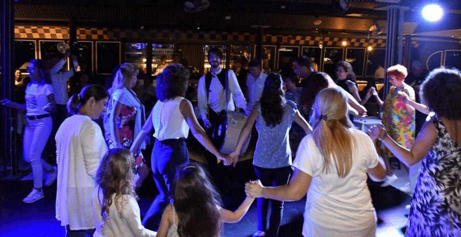 Istanbul: New Year's Eve Bosphorus Cruise Dinner & Party2027 - Fireworks at Midnight: Where You Want to Be When It Matters