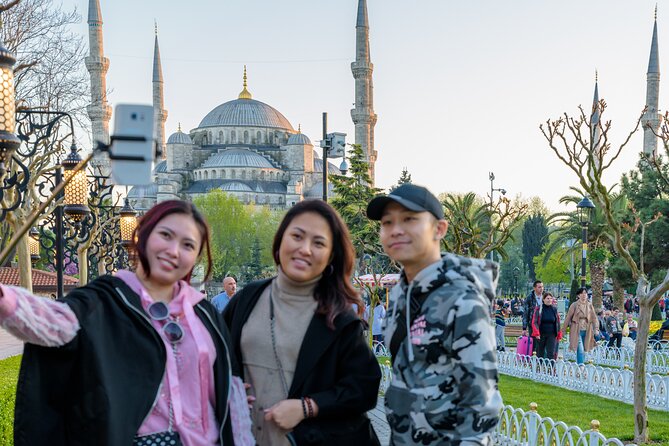 Istanbul: Old Town, Blue Mosque, Hippodrome & Hagia Sophia - A fast hit of Byzantine Istanbul in about two hours