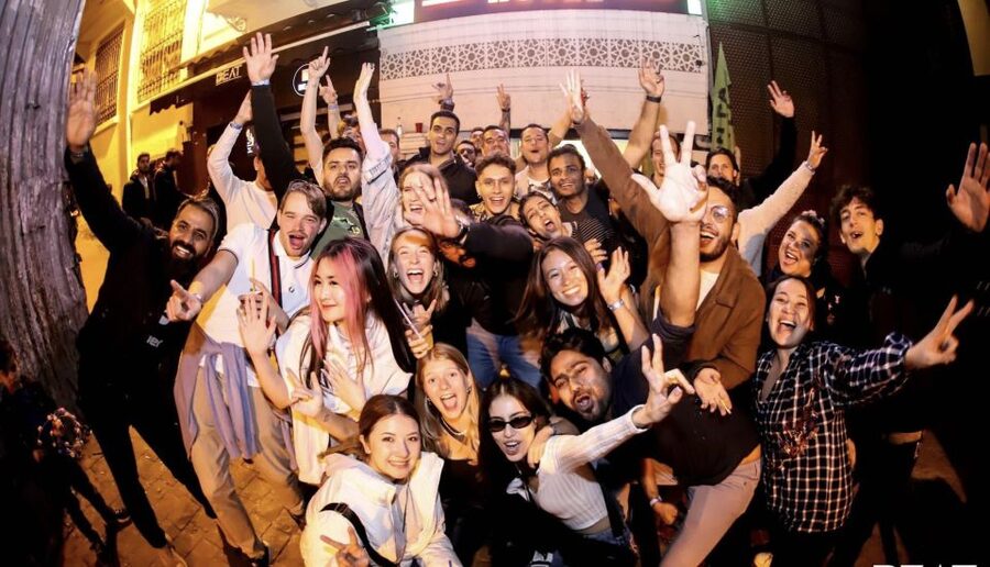 Istanbul: Party Pub Crawl with Party Bus - Two bars plus two rooftop clubs with fast, free VIP entry