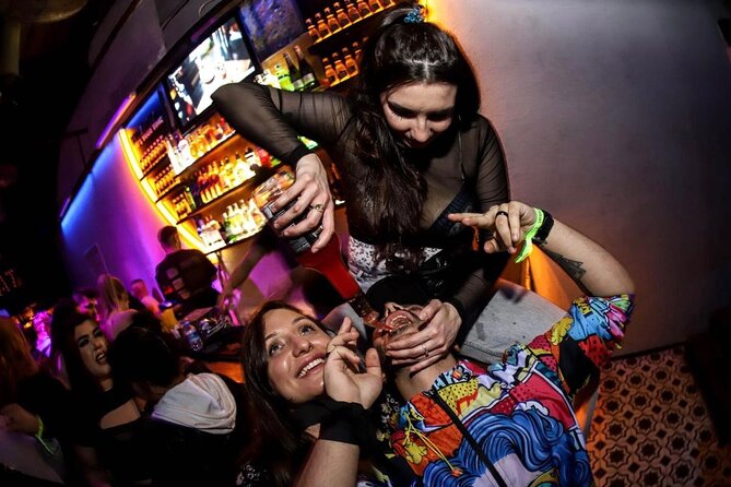 Istanbul Party Pub Crawl with Party Bus in Sultanahmet and Taksim - Logistics That Affect Your Night (And How to Work With Them)