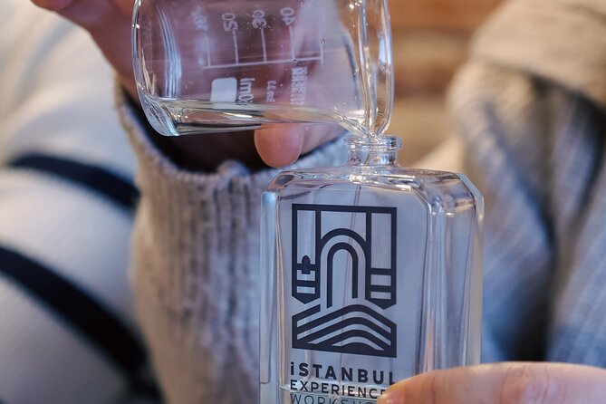 Istanbul Perfume Making Workshop with Bosphorus View - Finding your way at the meeting point, and why directions matter