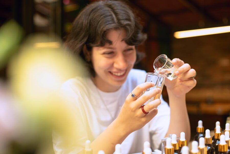 Istanbul: Perfume Workshop at Old Wooden Mansion, 80+ Oils - Top, Heart, and Base Notes: The Lesson That Saves Your Mix