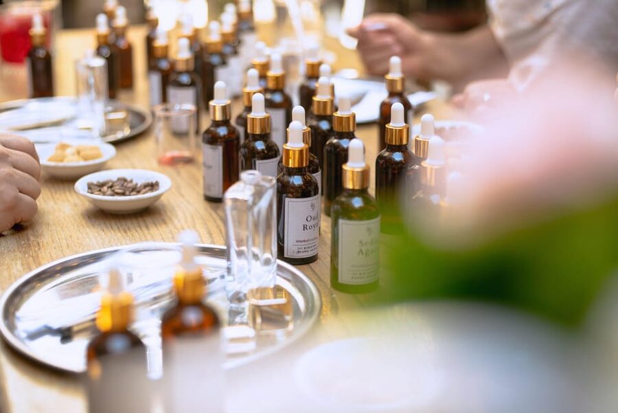 Istanbul: Perfume Workshop at Old Wooden Mansion, 80+ Oils - Mixing and Testing: Getting Help While Your Nose Learns