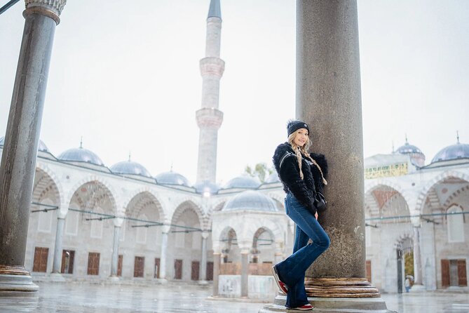 Istanbul Photoshoot tour with Local Photographer - Galata Tower: where your photos start looking cinematic