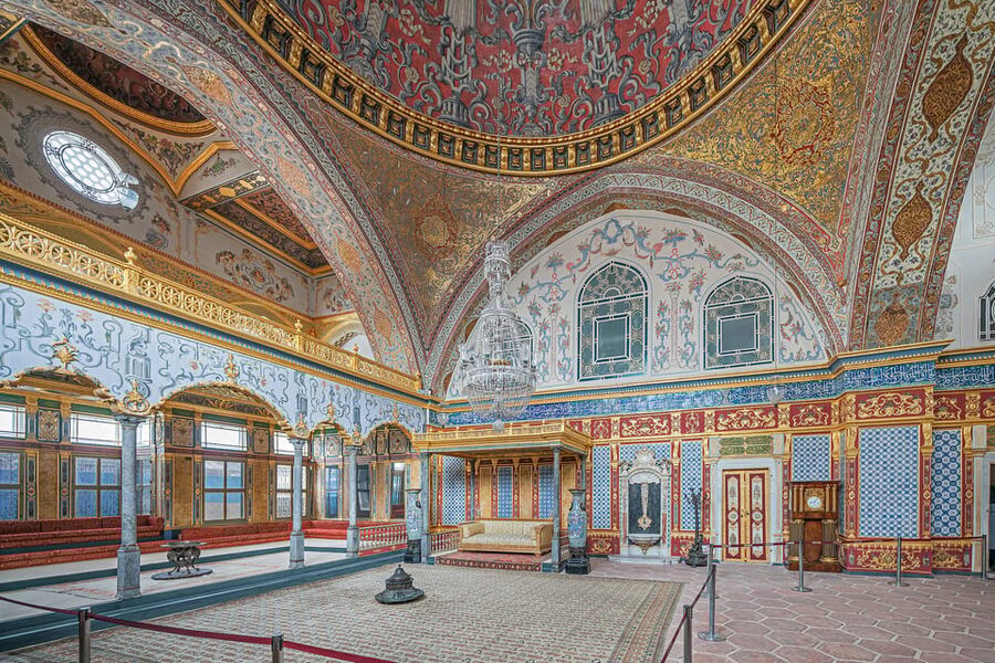 Istanbul Port: City Sights Tour for Cruise Ship Passengers - Topkapi Palace: Sultans, Museums, and Sacred Relics