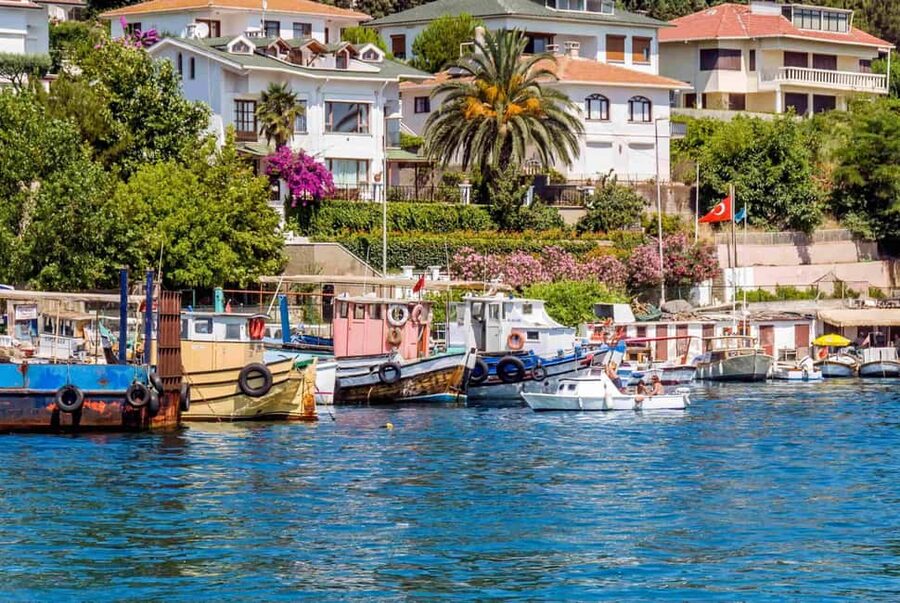 Istanbul Prince Island Cruise with Lunch & Free Time - The Boat Ride Reality Check: Ferry Transfer, Not a Full Guided Tour