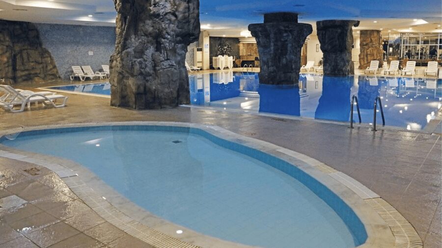 Istanbul: Princess Island Swimming Tour and Aquapark - Food and drinks: what’s not included, and how to handle it