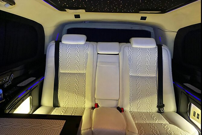 Istanbul Private Airport Transfer: IST & SAW VIP Mercedes - Communication that actually prevents mistakes
