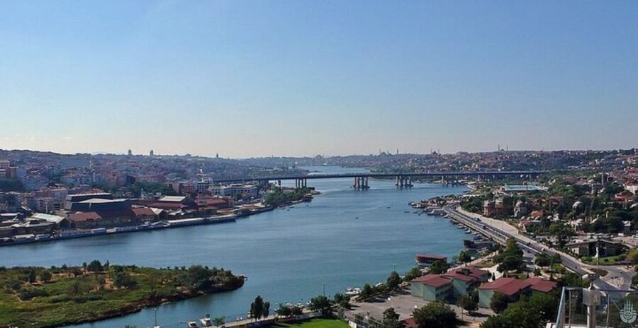 Istanbul: Private Bosphorus Cruise By Luxury Yacht - Topkapi Palace Views, Plus How the Audio Guide Helps You Make Sense Fast