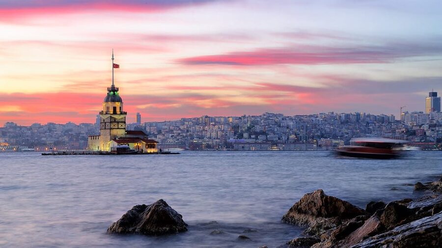 Istanbul: Private Bosphorus Strait Sightseeing Yacht Cruise - Photo Moments That Usually Work Best on the Deck