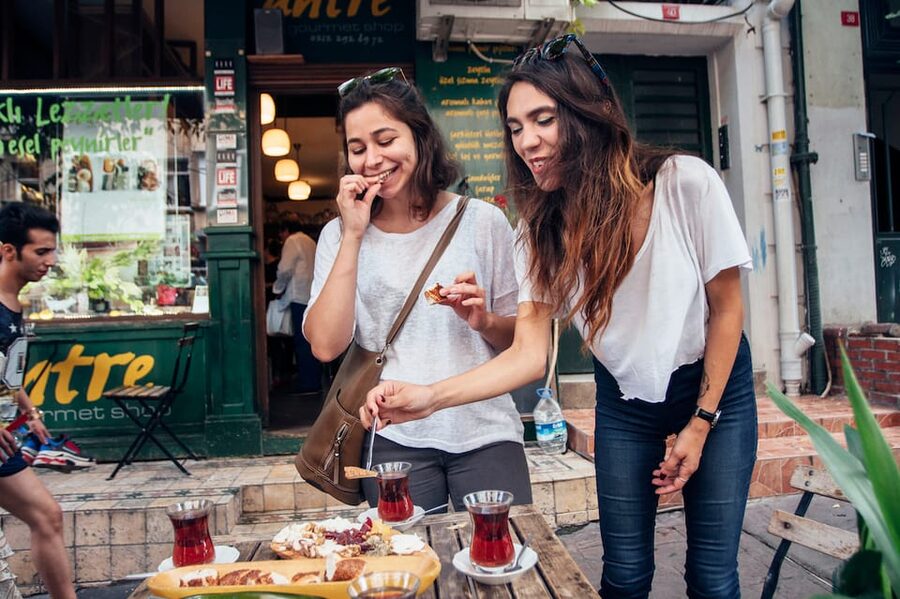 Istanbul: Private Guided Food Tour with 10 Tastings - Who this tour fits best