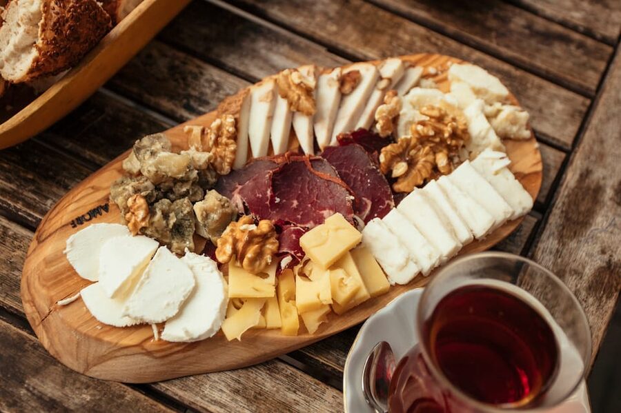 Istanbul: Private Guided Food Tour with 10 Tastings - Where the tour starts: Cihangir and the Espresso Lab meetup