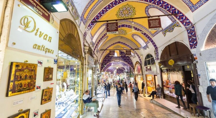 Istanbul: Private Guided Walking Tour - A private Sultanahmet circuit that doesn’t waste your time