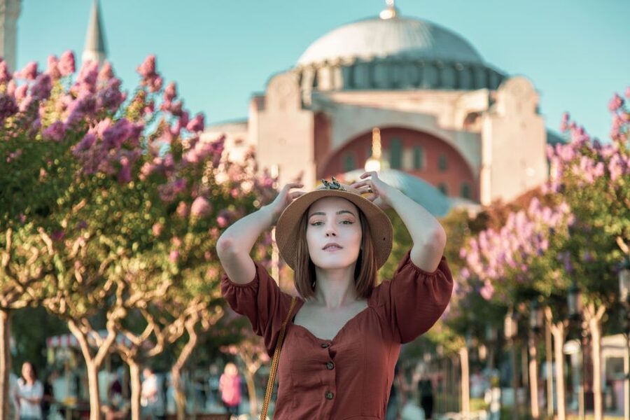 Istanbul: Private photoshoot at Hagia Sophia&Blue Mosque - Why a private shoot works so well in Sultan Ahmet