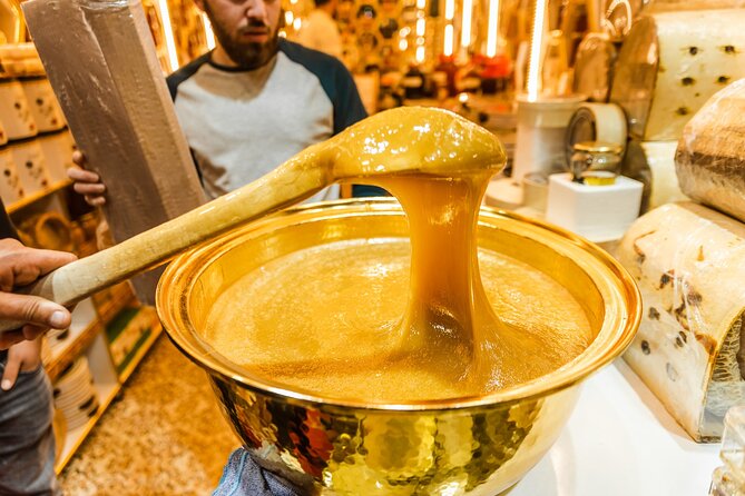 Istanbul Private Walking Tour: Highlights & Gems with a Local - Grand Bazaar Maze Skills: Browse Smart, Not Random