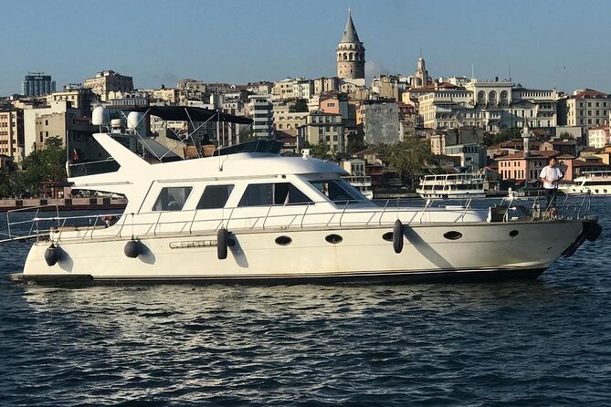 Istanbul Private Yacht Tour - 2 Hours - Beylerbeyi Palace on the Asian side: Ottoman summer residence, right by the water