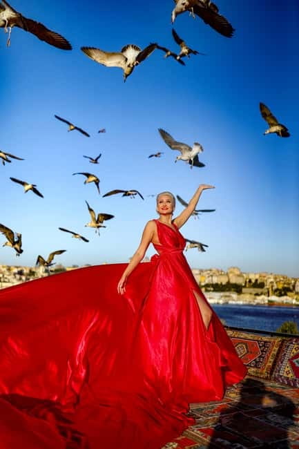 Istanbul: Professional Private Rooftop, Indoor Photoshoot - Photo Delivery: High-Resolution Files and a Terrace Reel