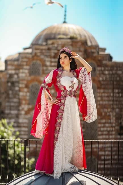 Istanbul: Professional Private Rooftop, Indoor Photoshoot - Weather, Timing, and What to Bring for Best Results