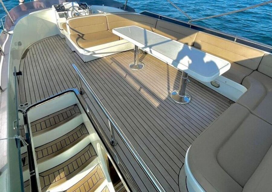 Istanbul: Small-Group Luxury Yacht Sunset Cruise w/ Snacks - Why the Bosphorus at sunset beats Istanbul from the streets