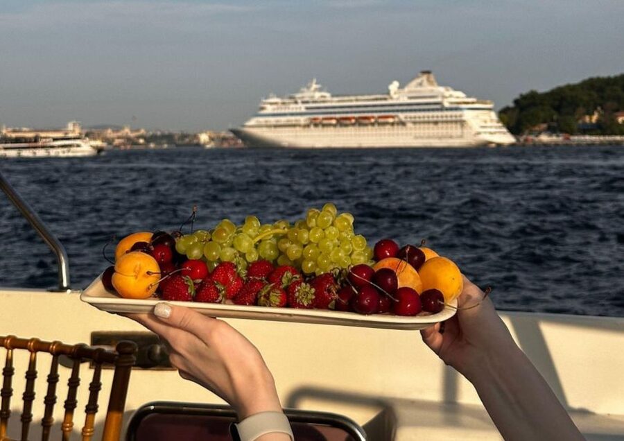 Istanbul: Small-Group Luxury Yacht Sunset Cruise w/ Snacks - Price and value: what you really get for $53