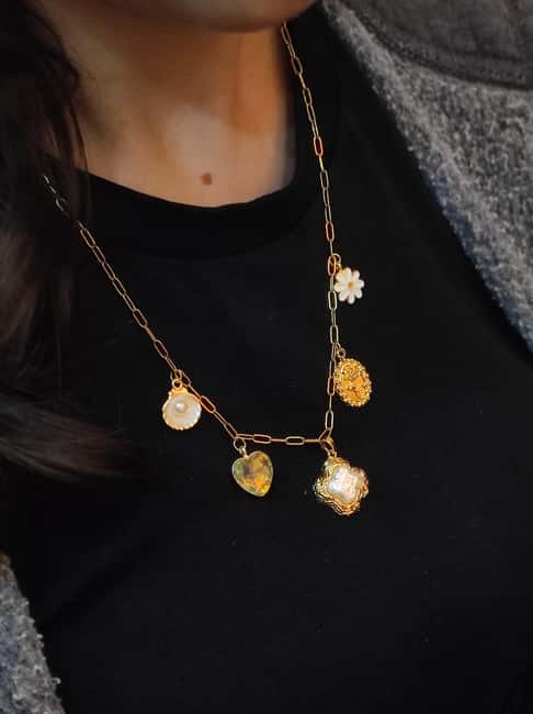 Istanbul: Steel Chain & Charm Jewelry Workshop - The one-hour flow in the studio near Galata Tower