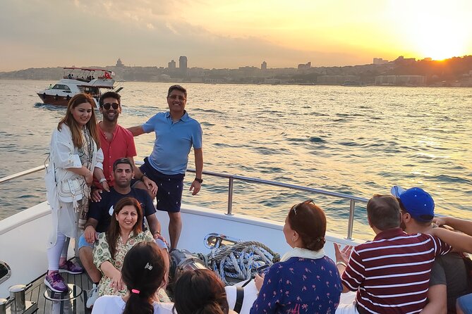 Istanbul Sunset Cruise on Luxury Yacht - Guided Group Cruise - Arnavutköy: wooden houses and fish-restaurant vibes