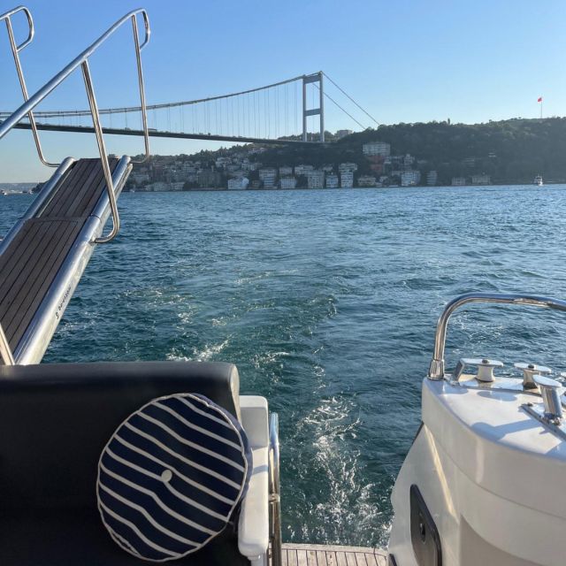 Istanbul: Sunset or Day Small-Group Yacht Cruise with Snacks - Value Check: What You Really Get for Around $31
