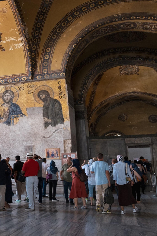 Istanbul: Topkapi, Hagia Sophia and Basilica Cistern Tour - Basilica Cistern, the Subterranean Palace, and what to notice