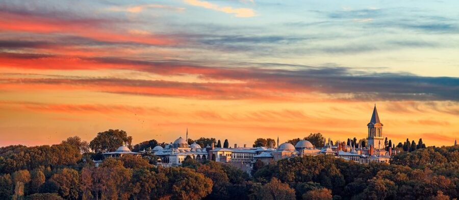 Istanbul: Topkapi Palace and Harem Ticket with Audio Guide - The Harem section: the highlight that changes the whole visit