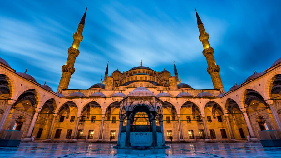 Istanbul: Tour of Hagia Sophia and Blue Mosque By Night - Price and value: what $118 buys you, and what it does not