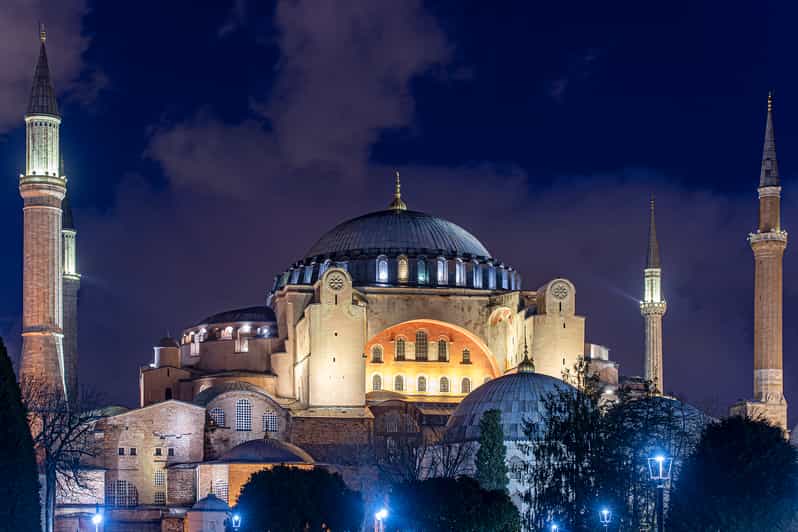 Istanbul: Tour of Hagia Sophia and Blue Mosque By Night - Practical tips for a smooth evening visit
