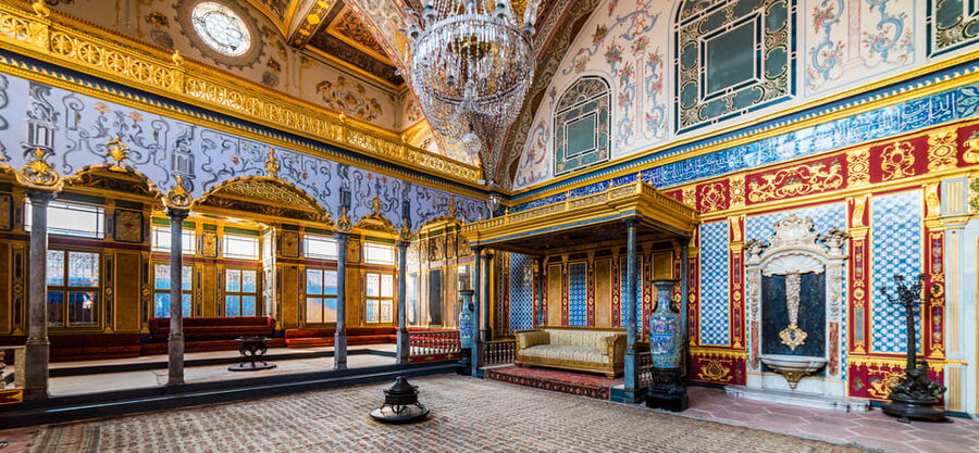 Istanbul: TouristPass Skip-the-Line Entry to 100+Attractions - Palaces and Imperial Interiors: Dolmabahce, Beylerbeyi, Yildiz, and the Palace Collections