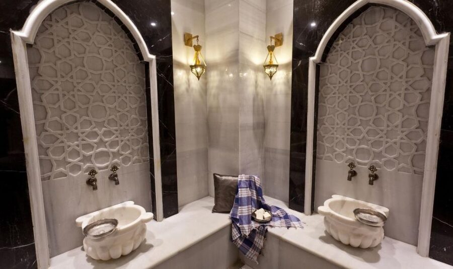 Istanbul: Traditional Turkish Bath - Should you book Traditional Vezneciler Turkish Bath Complex?