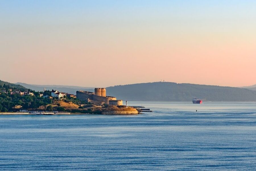 Istanbul: Troy Guided Bus Tour with Ferry Tickets & Lunch - Ferry rides on the Dardanelles, and why they matter
