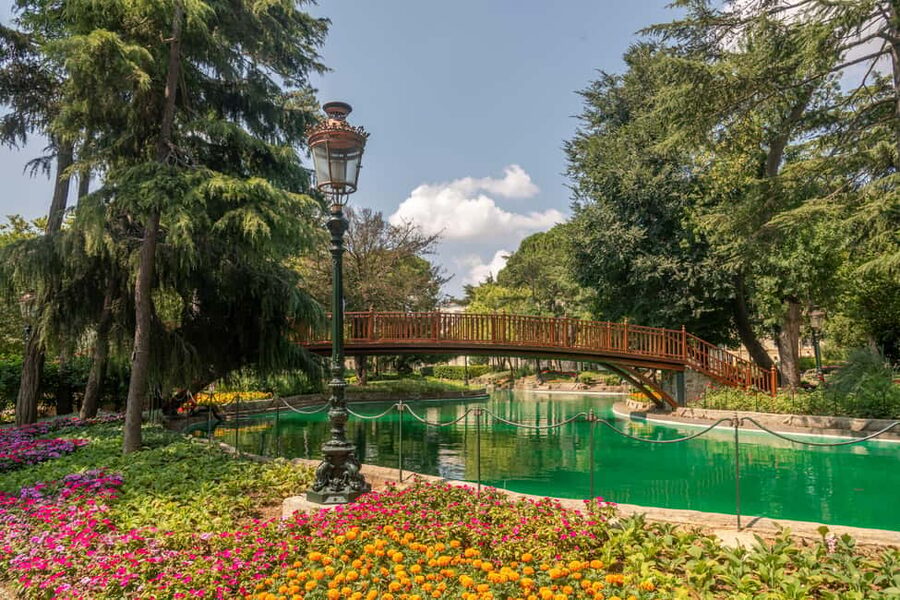 Istanbul: Yildiz Palace & Museum Skip the Ticket Line Entry - Why Yıldız Palace feels different than the big Istanbul palaces